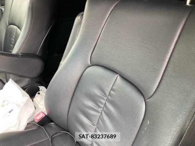 Toyota ALPHARD 2013-10 8411090-10