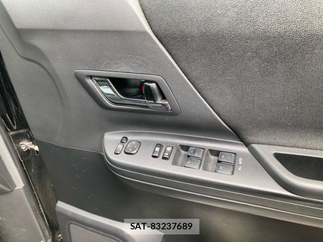 Toyota ALPHARD 2013-10 8411090-16