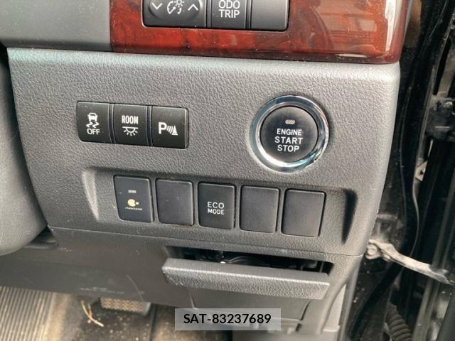 Toyota ALPHARD 2013-10 8411090-17