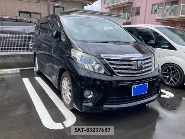 Toyota ALPHARD 2013-10 8411090-1