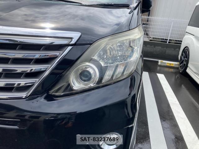 Toyota ALPHARD 2013-10 8411090-3
