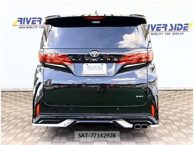 Toyota ALPHARD 2023-10 8410886-24