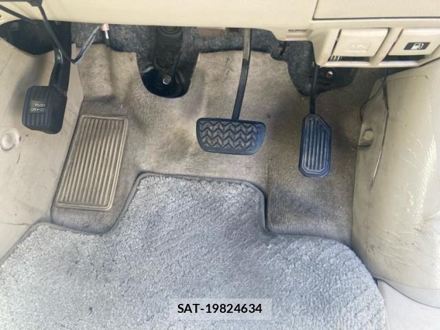 Toyota ALPHARD 2007-09 8411096-13