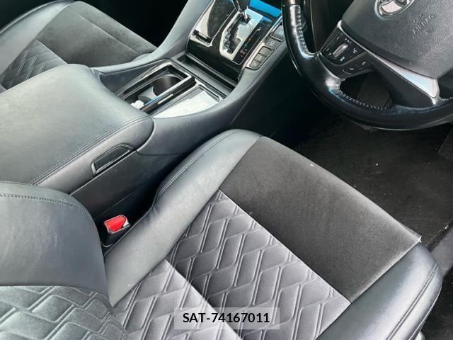 Toyota ALPHARD 2017-04 8411089-10