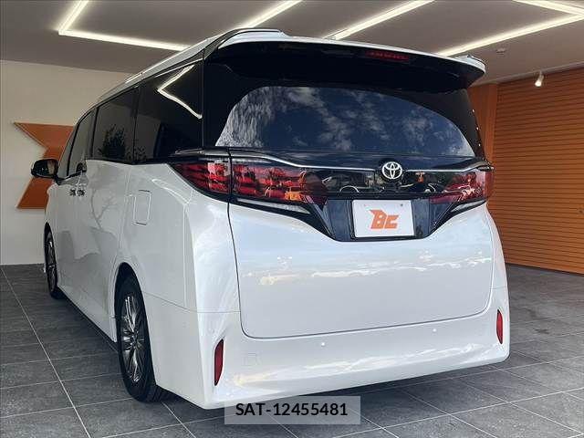 Toyota ALPHARD 2024-03 8411055-12