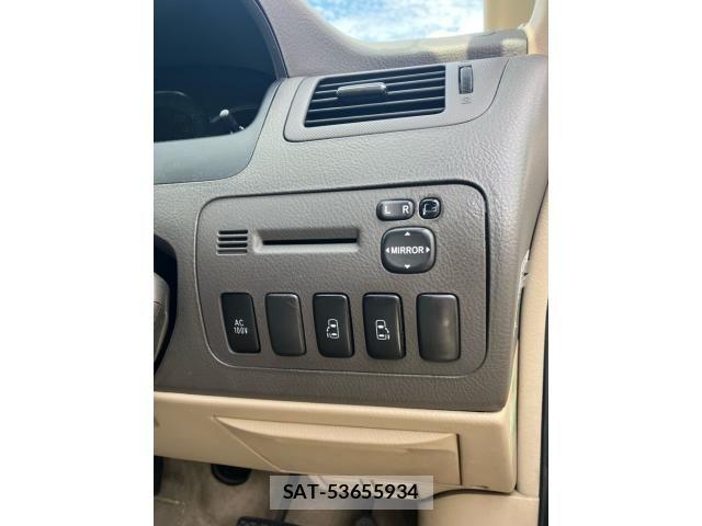 Toyota ALPHARD 2006-02 8411094-12