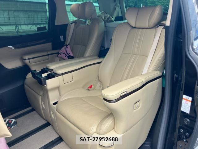 Toyota ALPHARD 2020-02 8411075-15