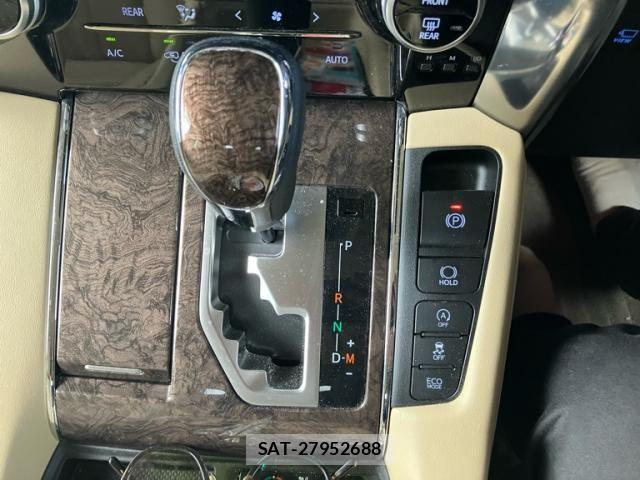 Toyota ALPHARD 2020-02 8411075-21