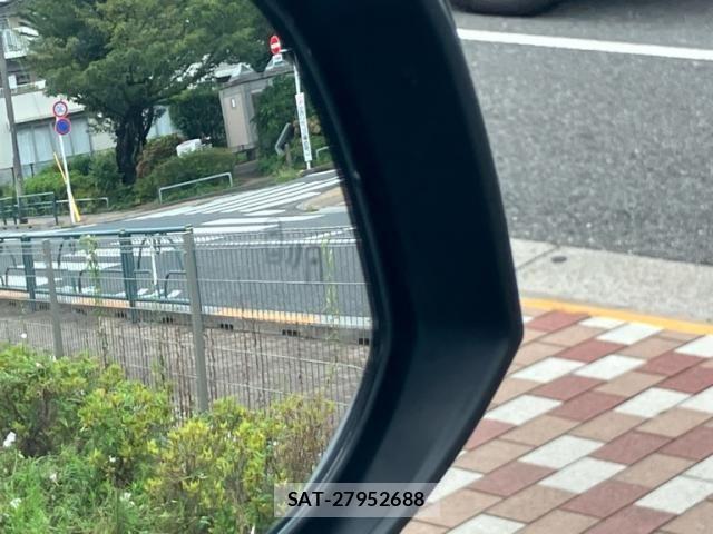 Toyota ALPHARD 2020-02 8411075-25
