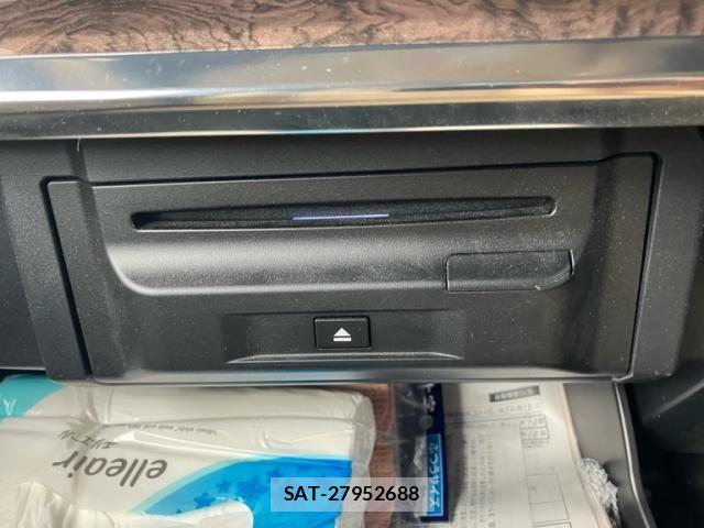 Toyota ALPHARD 2020-02 8411075-26