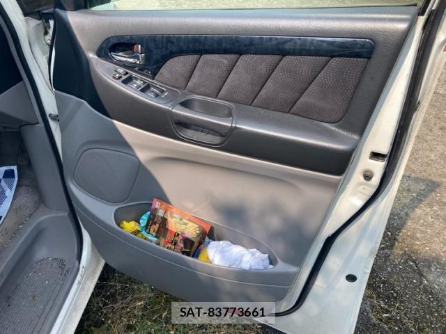Toyota ALPHARD 2002-07 8411092-13