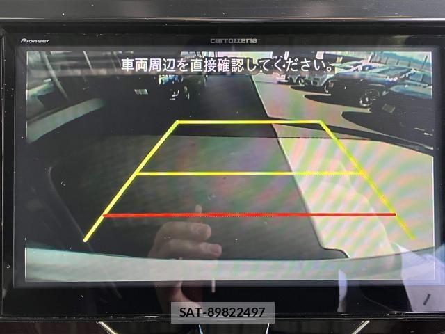 Toyota ALPHARD 2018-02 8411080-12