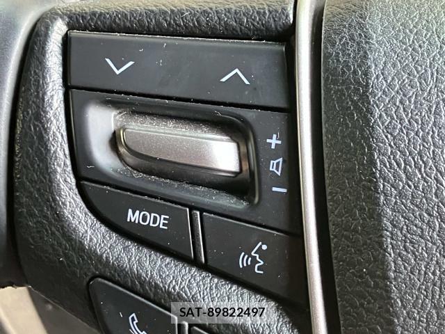 Toyota ALPHARD 2018-02 8411080-16