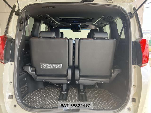 Toyota ALPHARD 2018-02 8411080-22