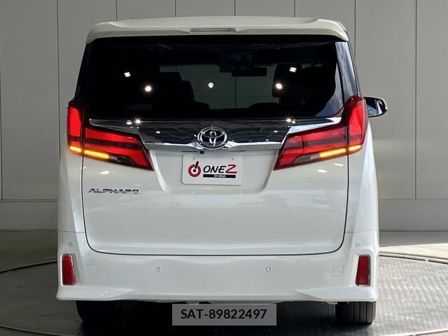 Toyota ALPHARD 2018-02 8411080-29