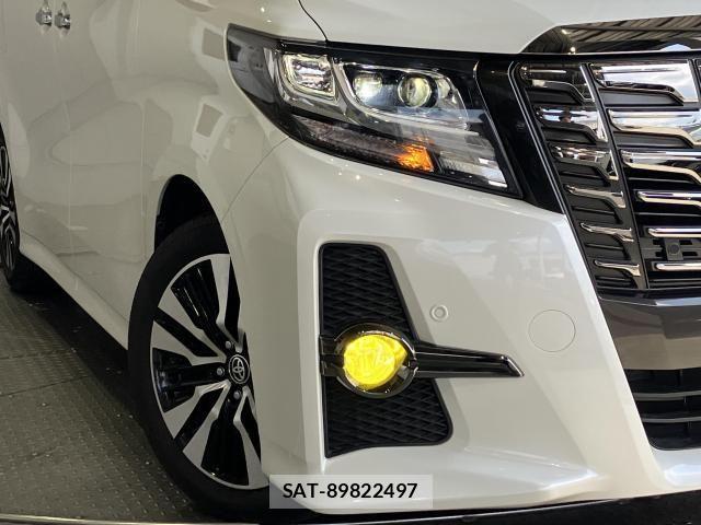 Toyota ALPHARD 2018-02 8411080-3