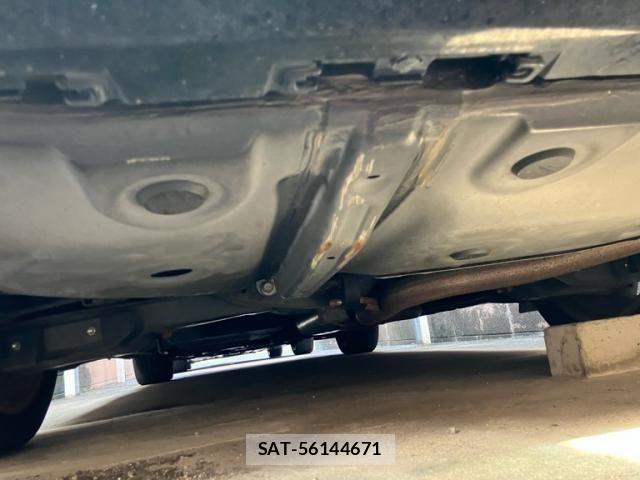 Toyota ALPHARD 2016-02 8437889-6