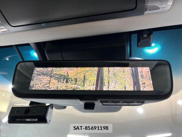 Toyota ALPHARD 2019-06 8437882-6