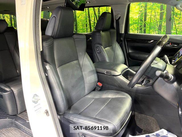 Toyota ALPHARD 2019-06 8437882-8