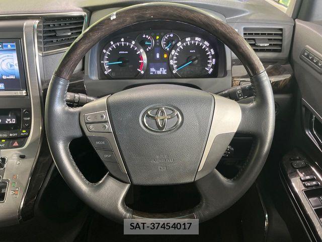 Toyota ALPHARD 2012-07 8437891-11