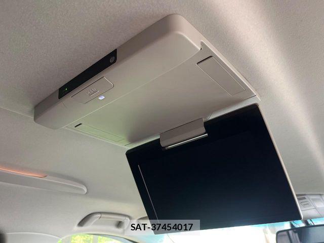 Toyota ALPHARD 2012-07 8437891-2
