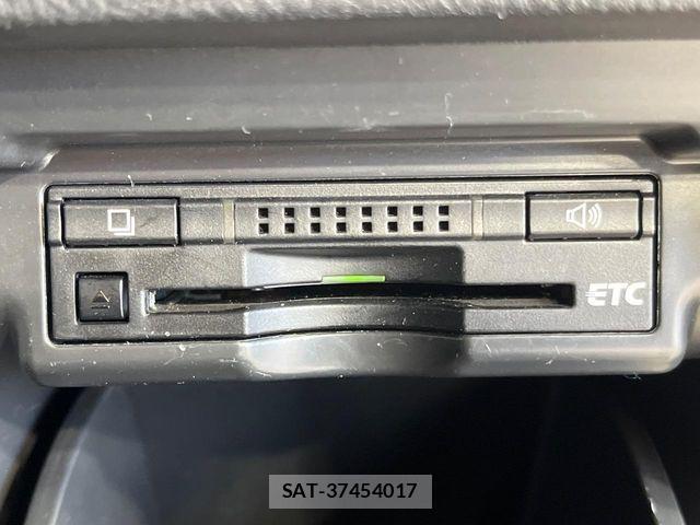 Toyota ALPHARD 2012-07 8437891-6