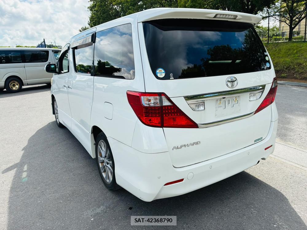 Toyota ALPHARD 2011-03 8199211-2