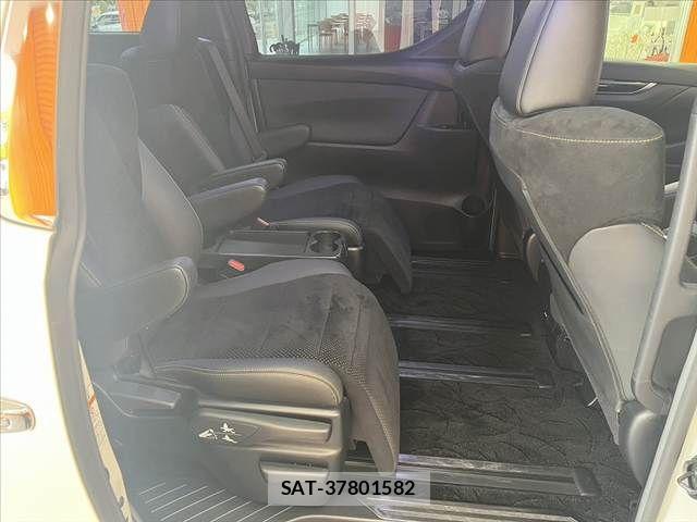 Toyota ALPHARD 2020-07 8437887-17