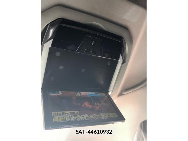 Toyota ALPHARD 2017-04 8437890-15