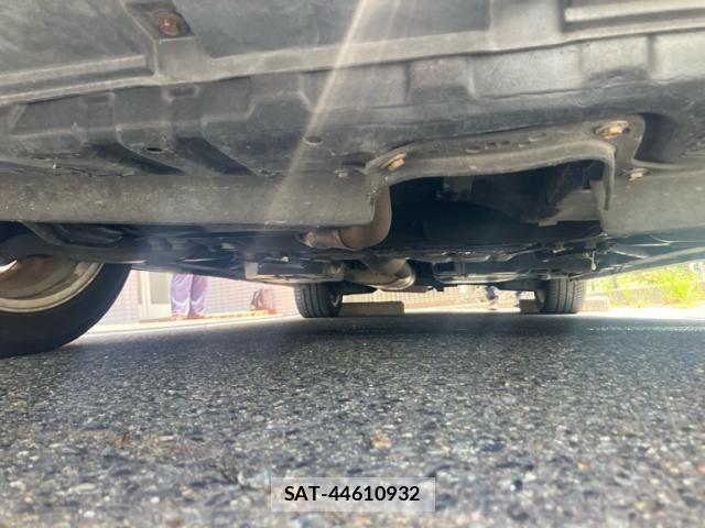 Toyota ALPHARD 2017-04 8437890-22