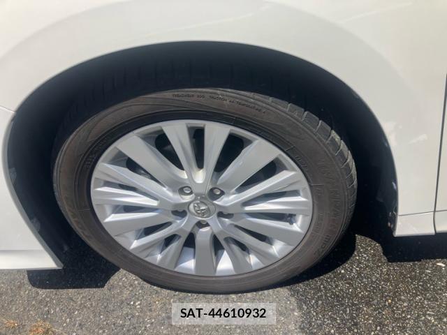 Toyota ALPHARD 2017-04 8437890-7