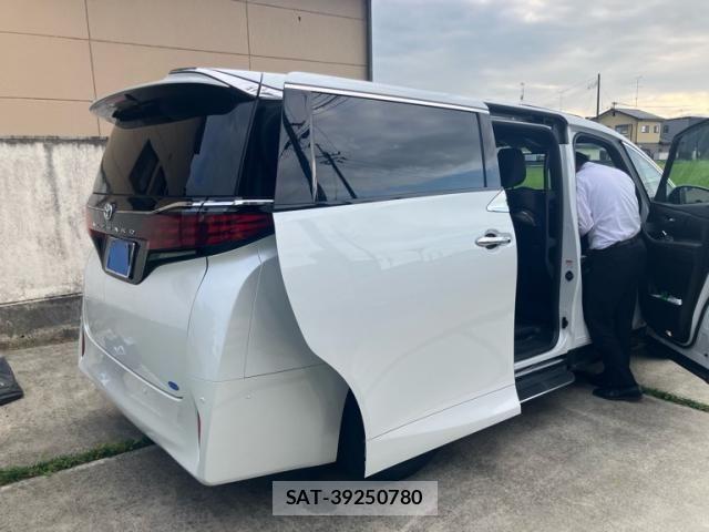 Toyota ALPHARD 2025-10 8456921-9