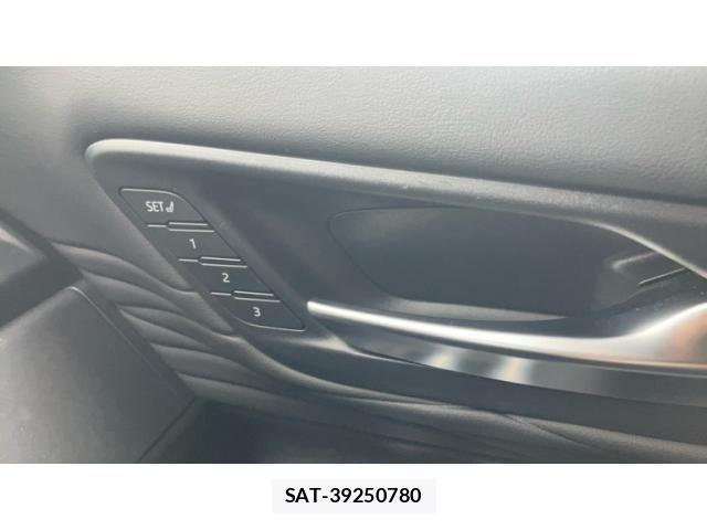 Toyota ALPHARD 2025-10 8456921-25