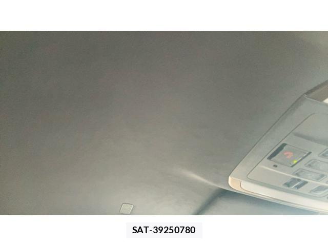 Toyota ALPHARD 2025-10 8456921-27