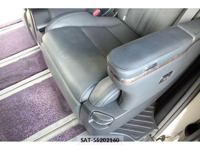 Toyota ALPHARD 2020-10 8456926-18