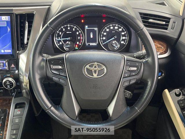 Toyota ALPHARD 2018-07 8456946-11