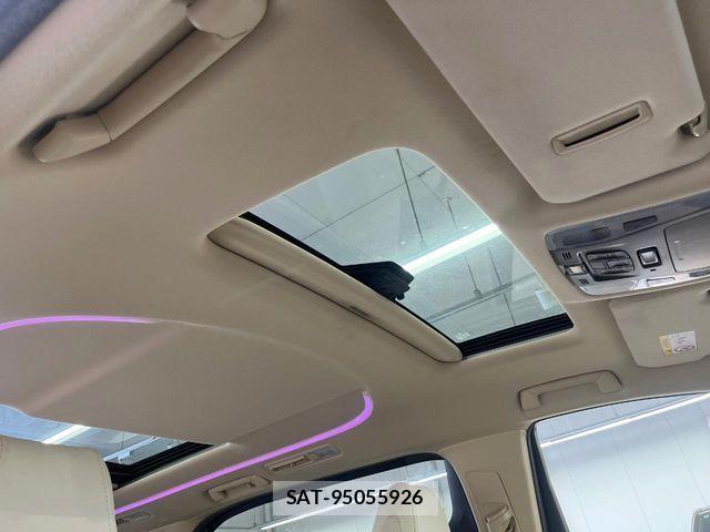 Toyota ALPHARD 2018-07 8456946-2