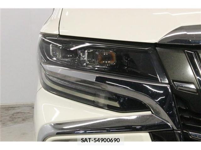 Toyota ALPHARD 2018-04 8456943-11