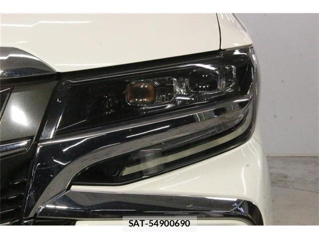 Toyota ALPHARD 2018-04 8456943-14