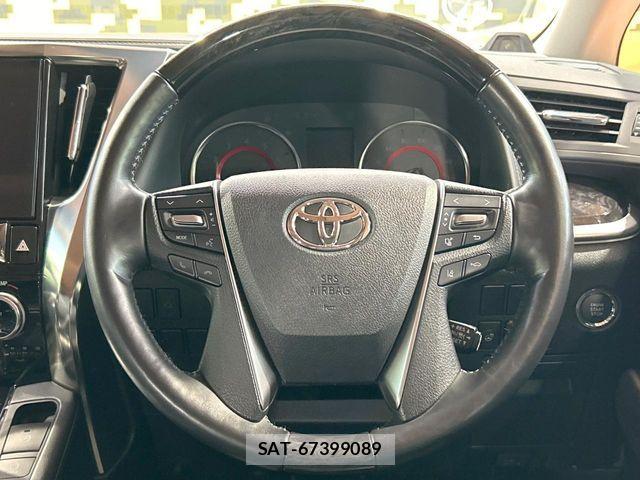Toyota ALPHARD 2022-04 8484975-11