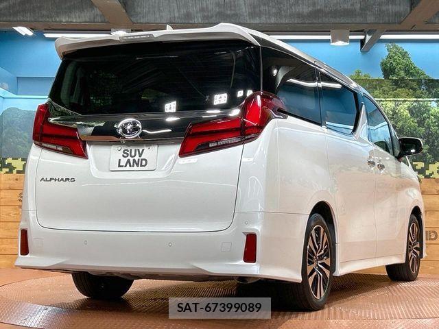 Toyota ALPHARD 2022-04 8484975-17