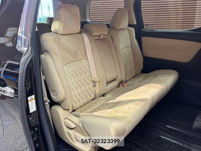 Toyota ALPHARD 2019-12 8484978-11