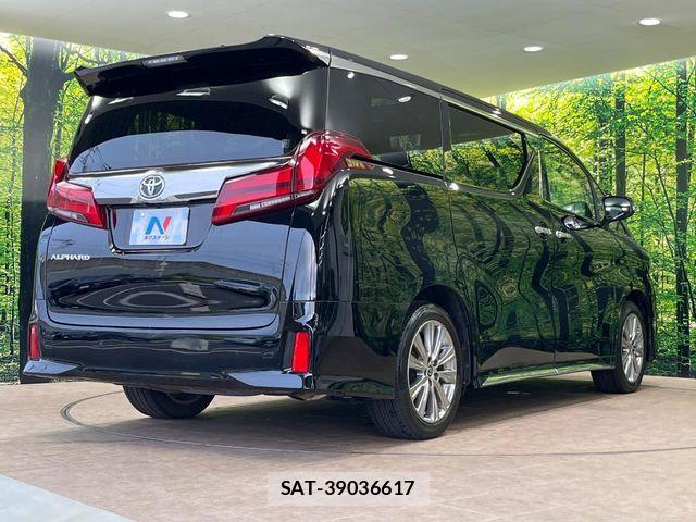 Toyota ALPHARD 2021-06 8484976-17