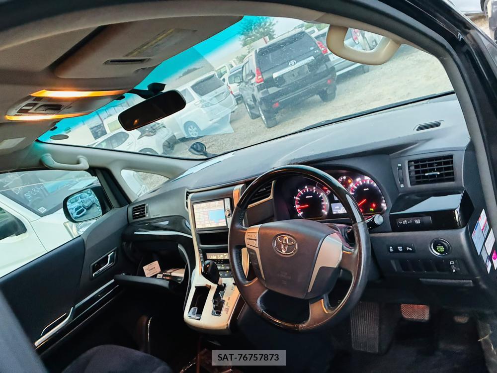 Toyota ALPHARD 2011-06 8252231-11