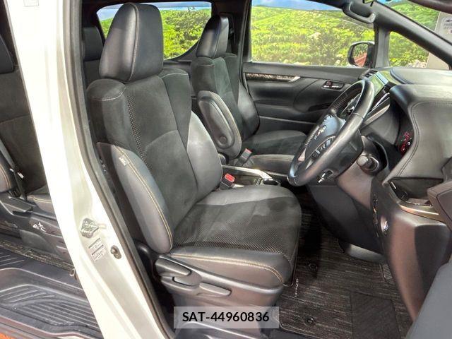 Toyota ALPHARD 2022-03 8523299-7