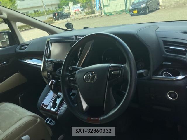 Toyota ALPHARD 2015-07 8523338-12