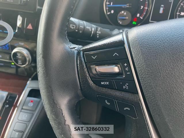 Toyota ALPHARD 2015-07 8523338-16