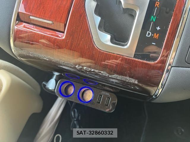 Toyota ALPHARD 2015-07 8523338-27