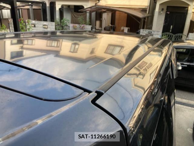 Toyota ALPHARD 2006-02 8523353-4