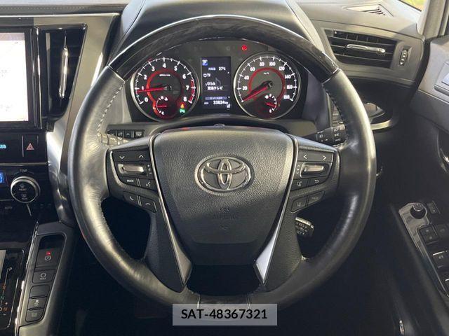 Toyota ALPHARD 2018-03 8523304-12